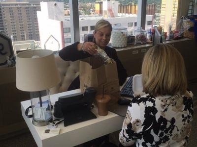 Only on 2: UberEATS Makes First Official Delivery in Reno