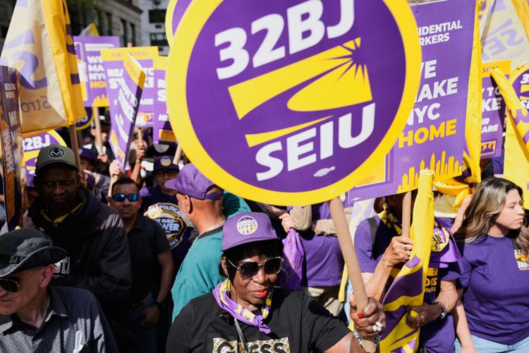 Building Workers Labor Talks