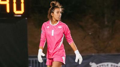 Kendal Stovall sets new Nevada saves mark