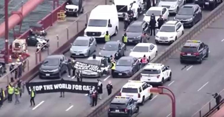 Pro-Palestinian Demonstrators Block Golden Gate Bridge, Chicago O'Hare ...