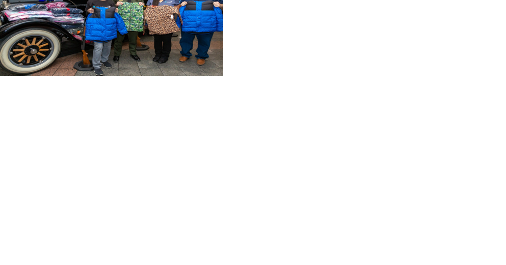 Washoe County Sheriff's Office receives donation of coats and school supplies - Vimarsana News