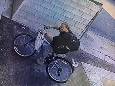 Sparks Police Investigating Vehicle Burglary