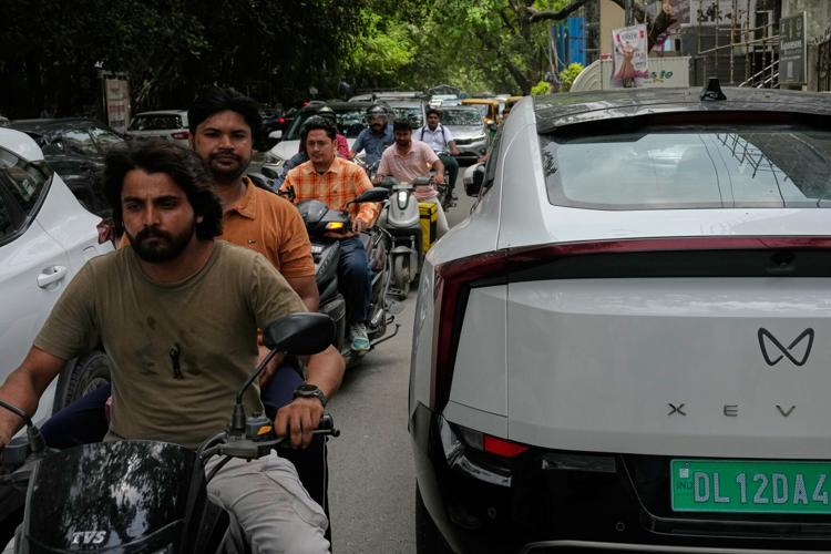 Climate Delhi Electric Vehicles