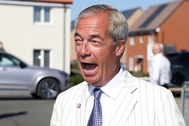 Reform UK's Nigel Farage beats a slate of fringe candidates in election boycotted by major parties | World News | 2news.com