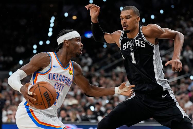 Thunder Spurs Basketball