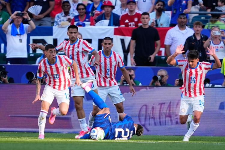 APTOPIX Paraguay France WCup Soccer