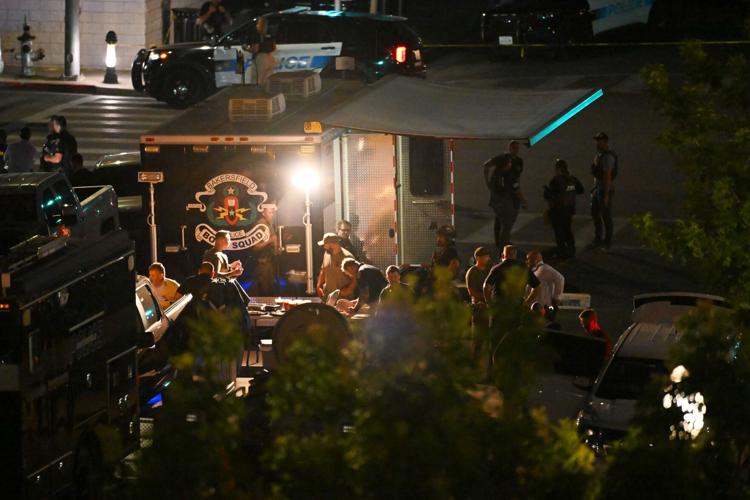 APTOPIX California Man Barricaded