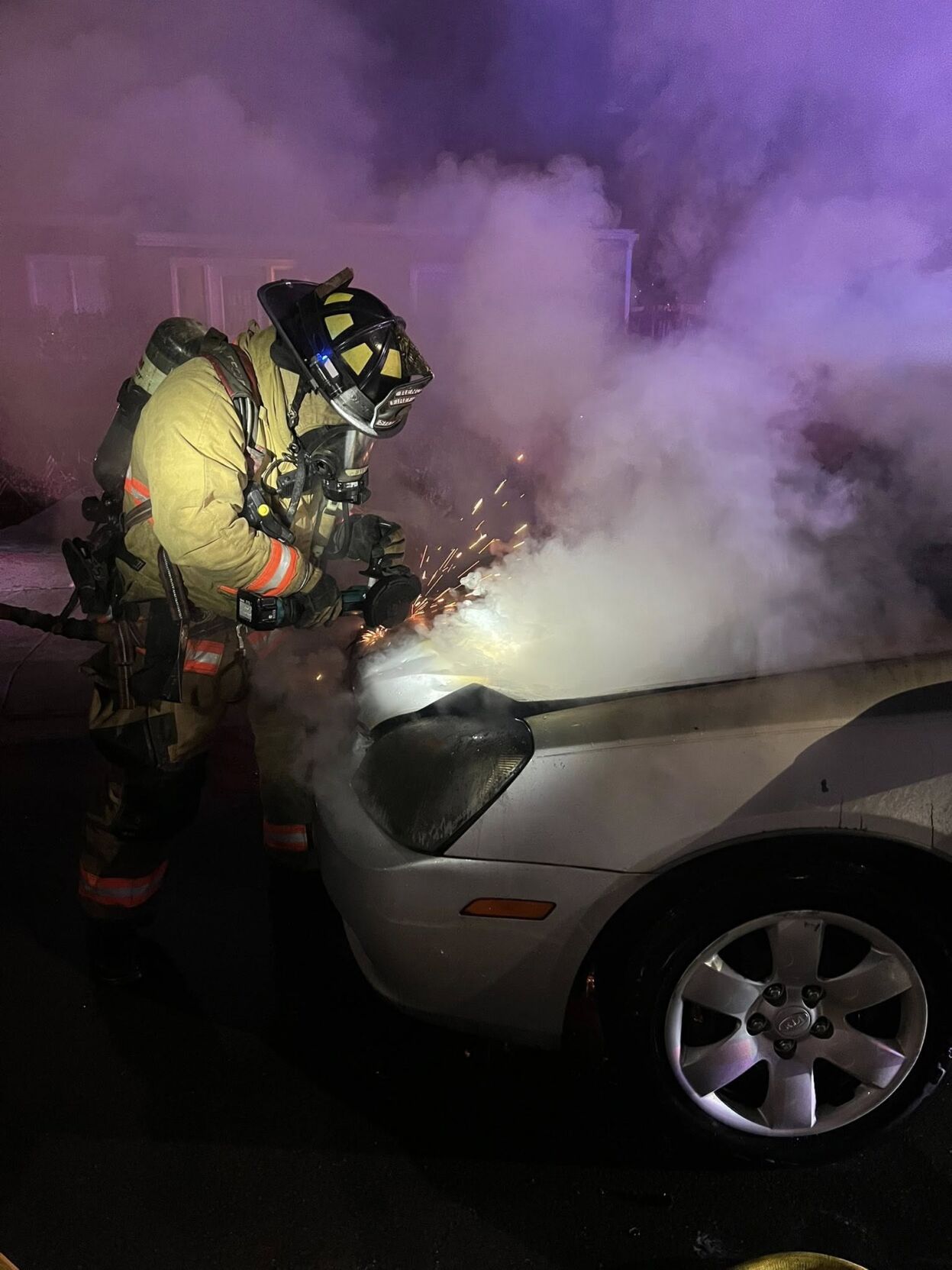Reno Car Fire 2.jpg