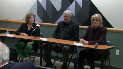 Sparks mayoral forum - Photo