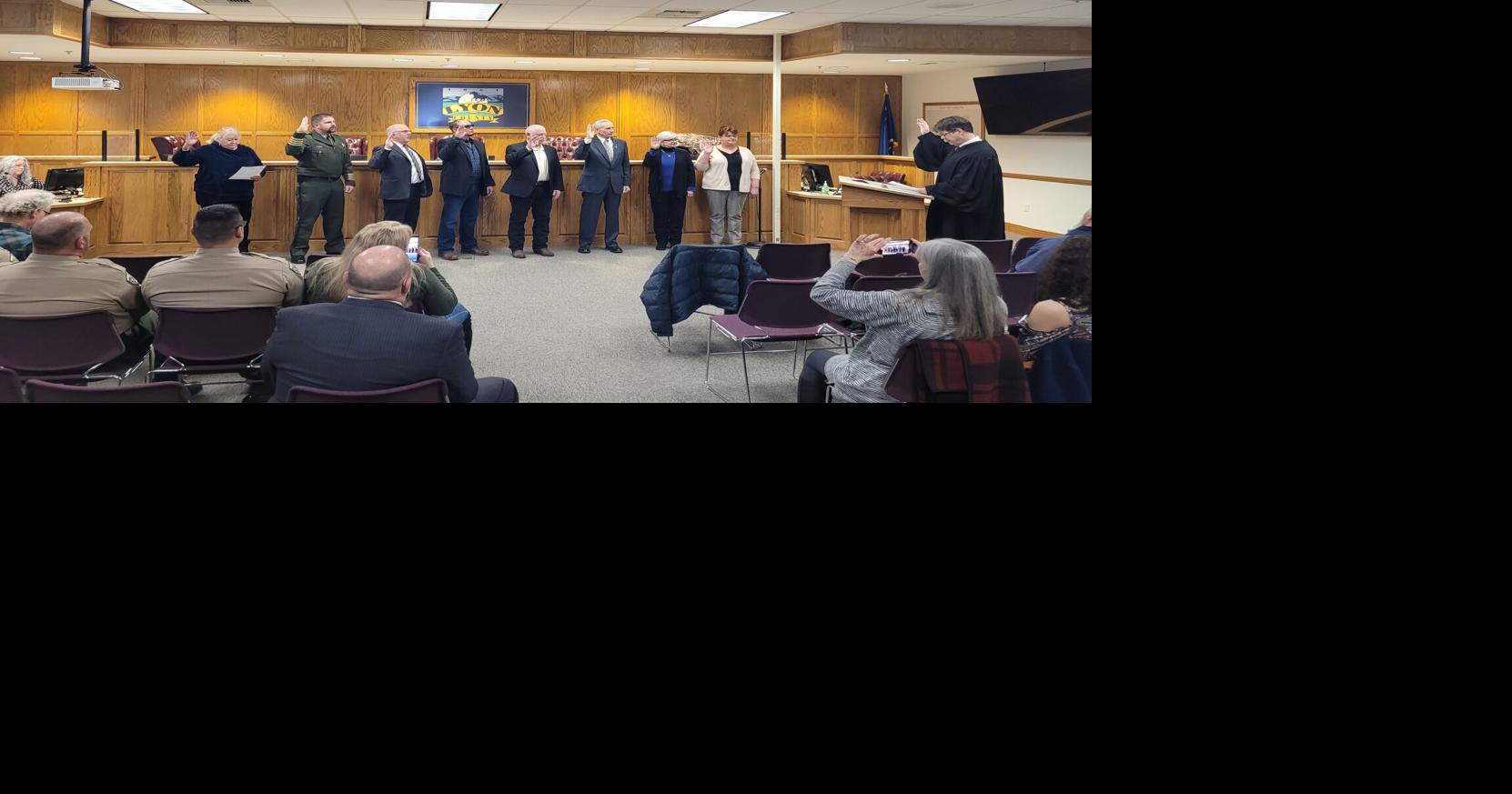 Lyon County Swears in Elected Officials | Local News | 2news.com