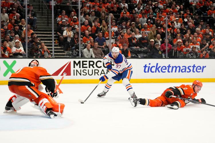 Oilers Ducks Hockey