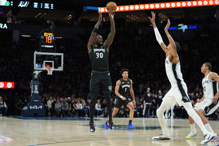 Spurs Timberwolves Basketball