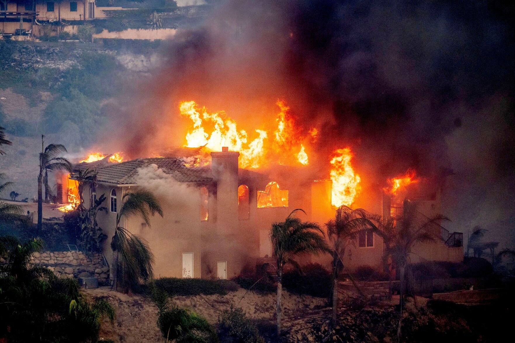 Wildfire Tears Through Southern California Community After Burning ...