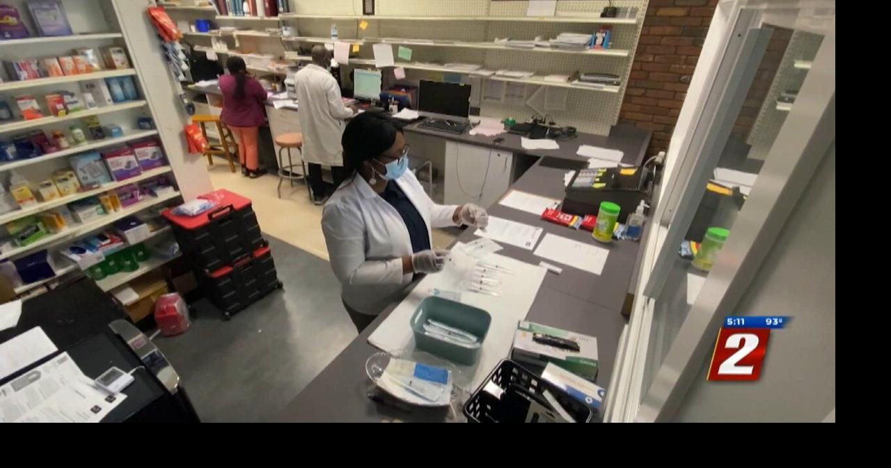 Report: Walgreens Offering Pharmacists $75k Signing Bonus | News