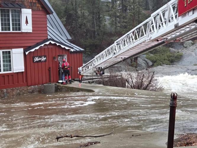 Truckee water rescue
