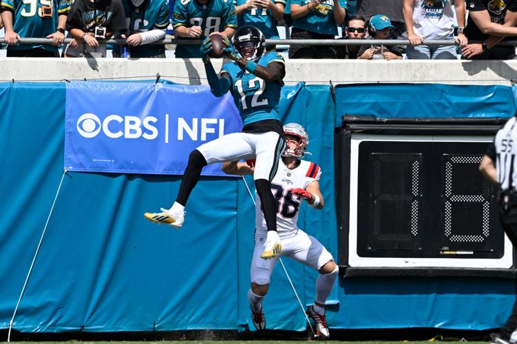 Patriots Jaguars Football