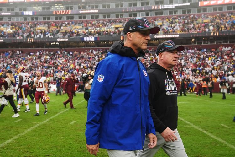 Giants Commanders Football
