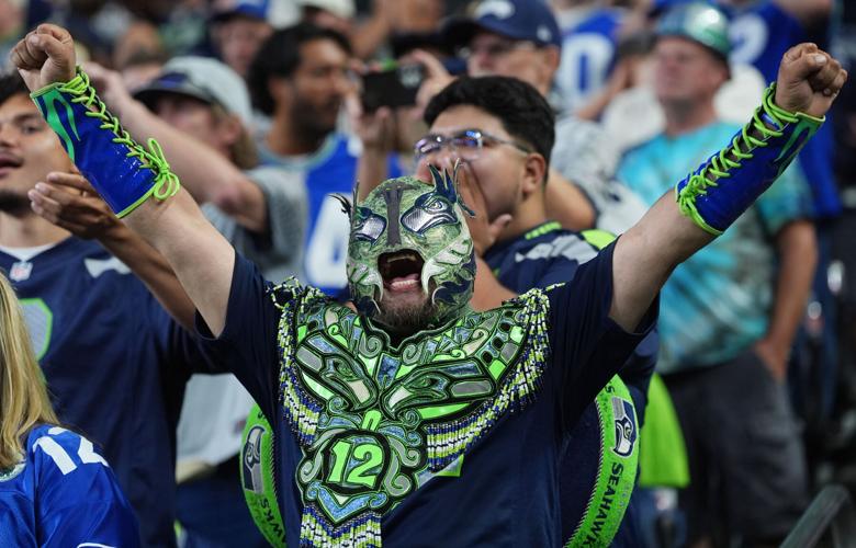 Photos of the NFL season opener, a rare Super Bowl rematch between the Seahawks and Patriots