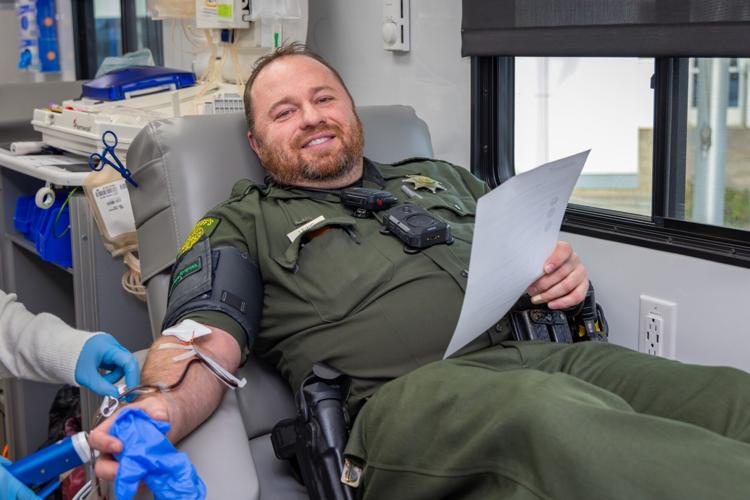 WCSO donating blood
