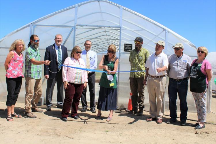 The Greenhouse Project Expands at Carson High with New Composter