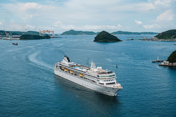 Cambodia US Cruise Ship