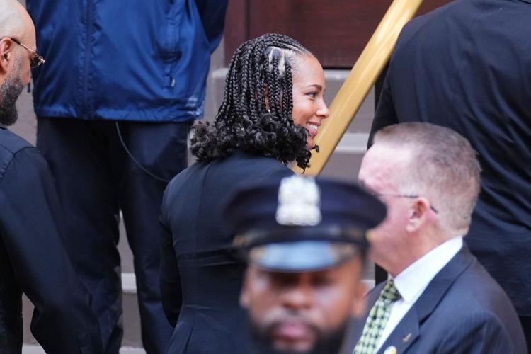 Clive Davis Funeral