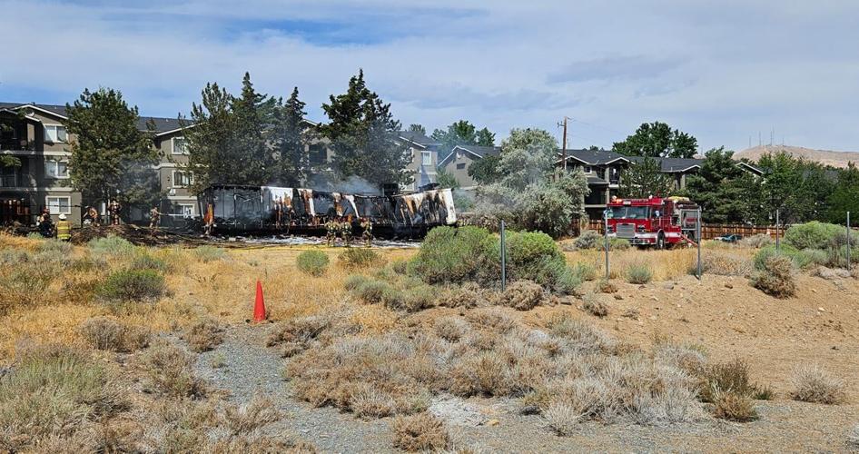 Trailer burnt on Moorpark