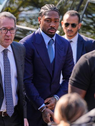Patriots Diggs Strangulation Charge Football