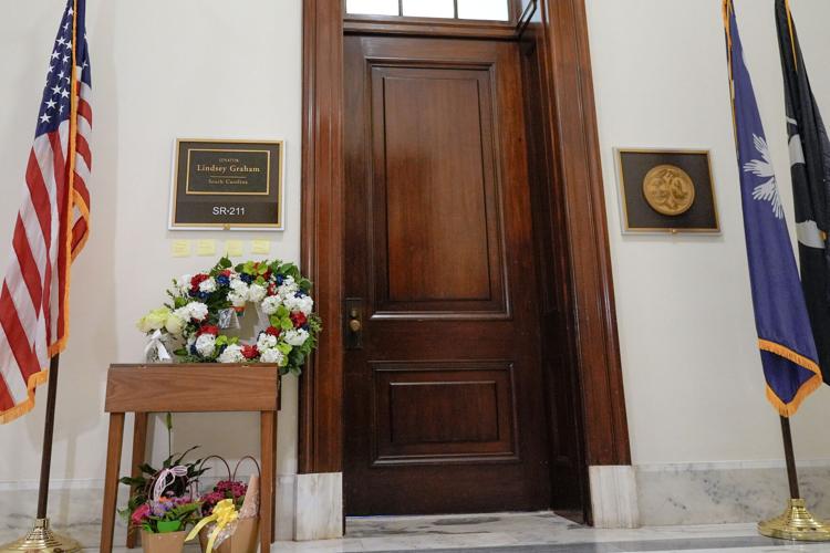 Lindsey Graham Dies