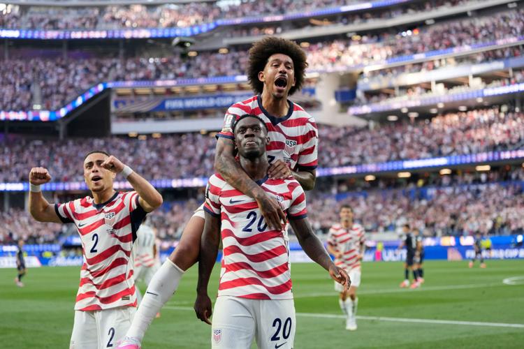 APTOPIX Paraguay US WCup Soccer