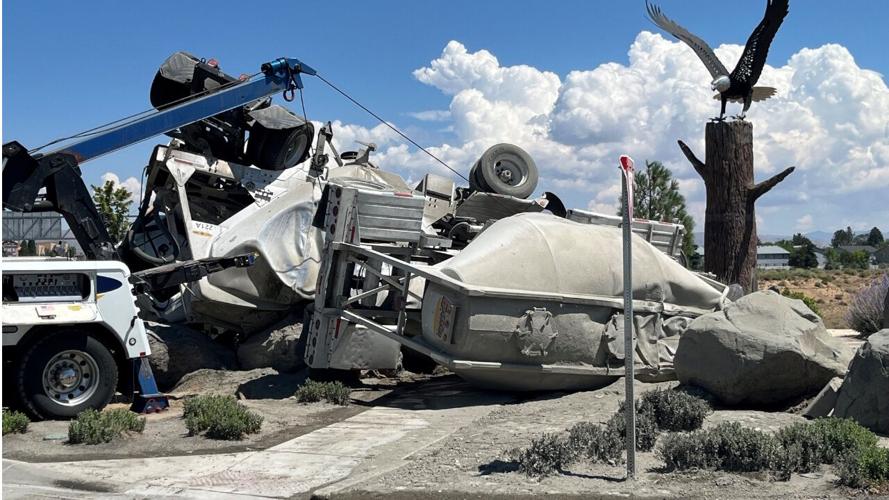 Crash on S Carson Street at Spooner Junction