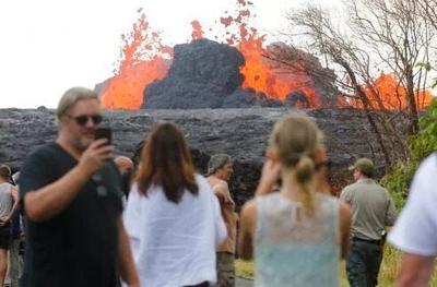 Lava Covers Plugged Well at Hawaii Geothermal Plant Property