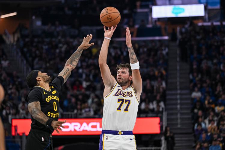 Lakers Warriors Basketball