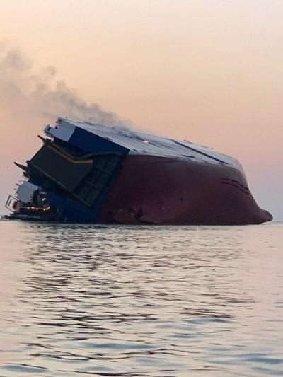 Difficult Search for Four People Missing Near Georgia Port After Cargo Ship Overturns