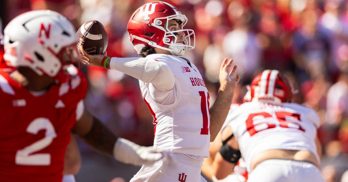 Shakeup Saturday: 5 of the top 7 teams in the Top 25 lost in the regular season for the first time - AP News