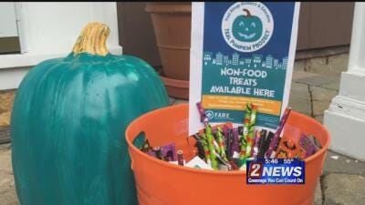 Teal Pumpkins Help Keep Halloween Food Allergy Safe