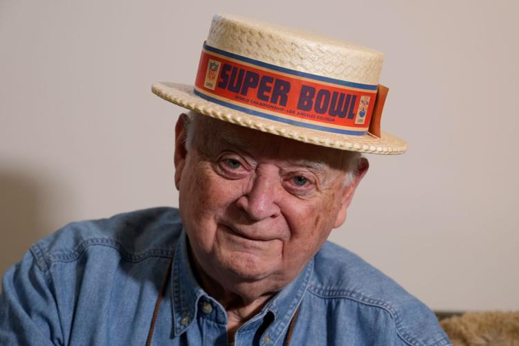 Super Bowl Super Fans Football