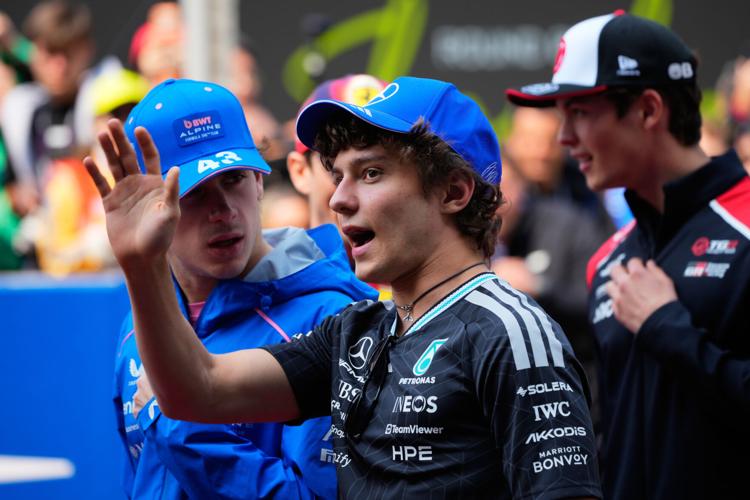 China F1 GP Auto Racing