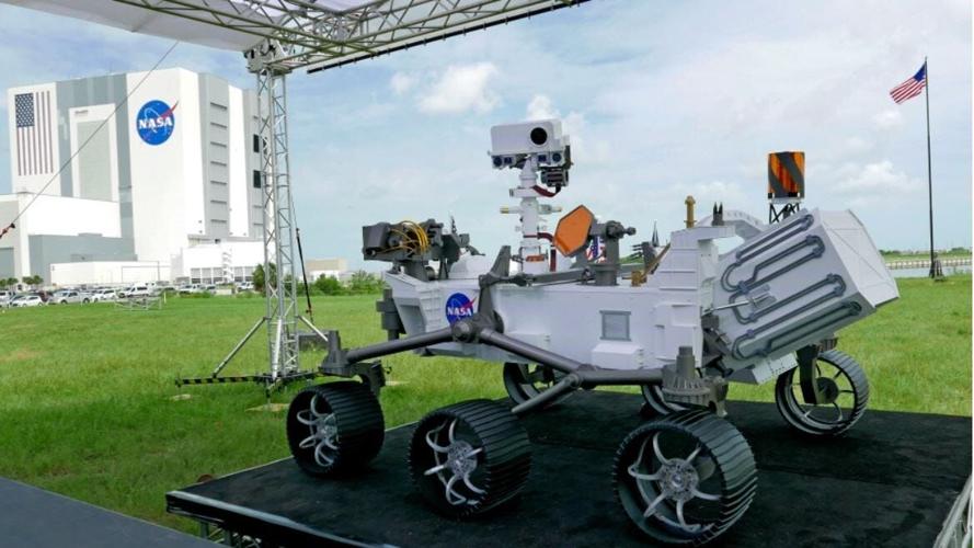 NASA Launches Mars Rover to Look for Signs of Ancient Life