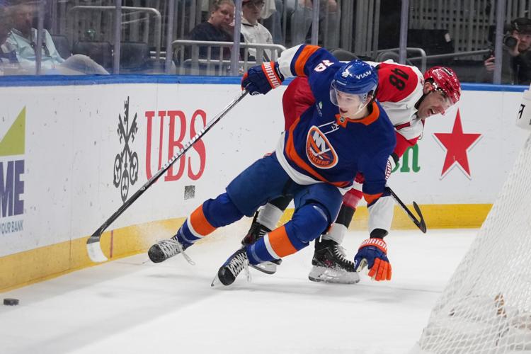 Hurricanes Islanders Hockey