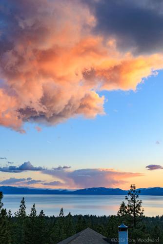 Skies in Incline