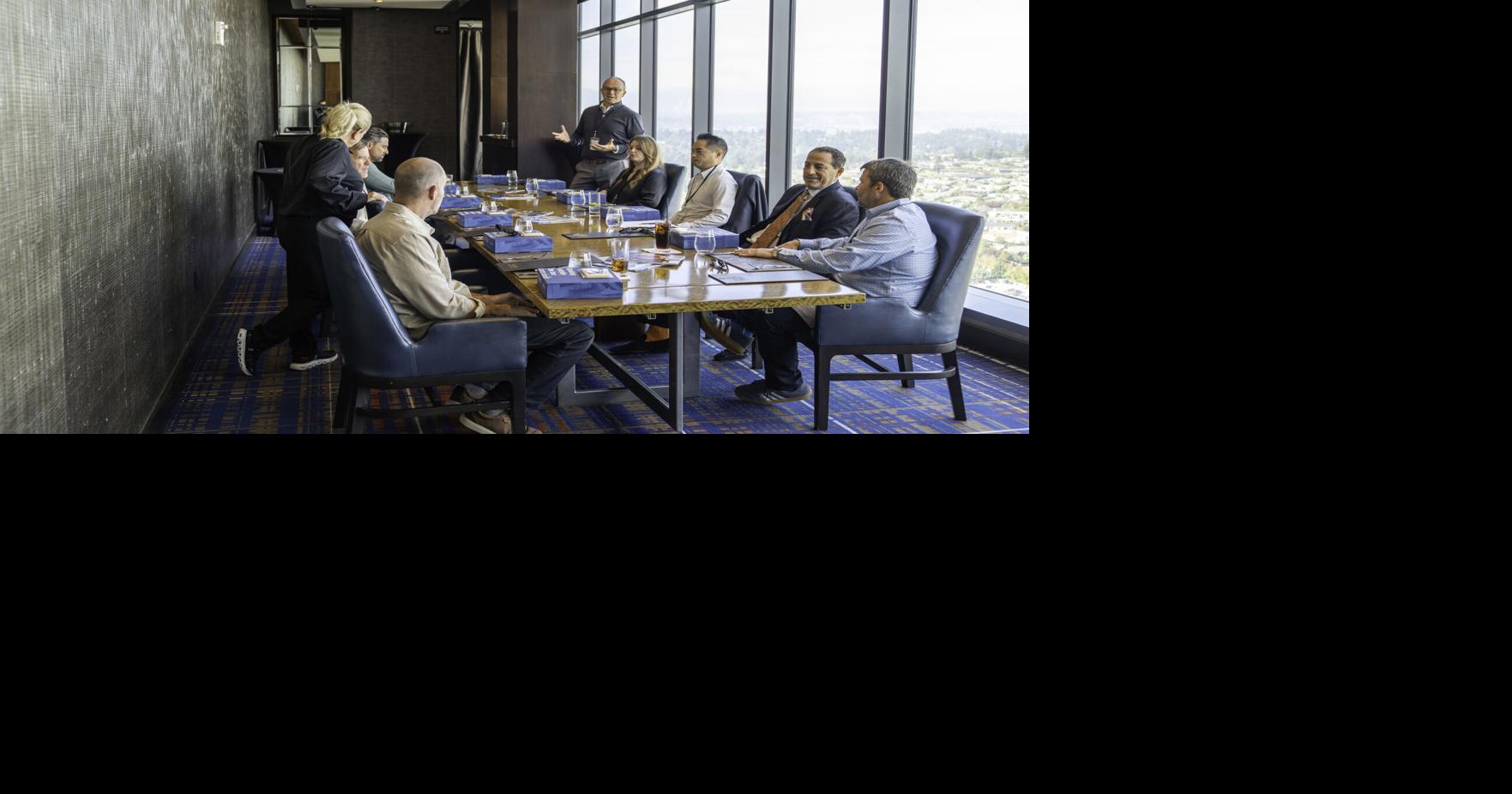 425 Business-Hosted CEO Roundtable Focuses on 'Mind of the Market'