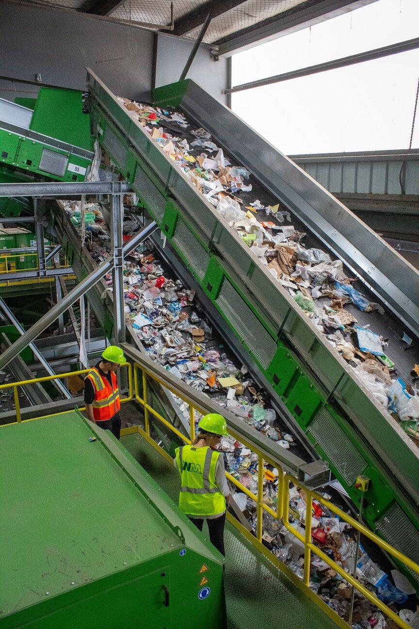 WM Unveils 40MPlus Recycling Facility in Woodinville News
