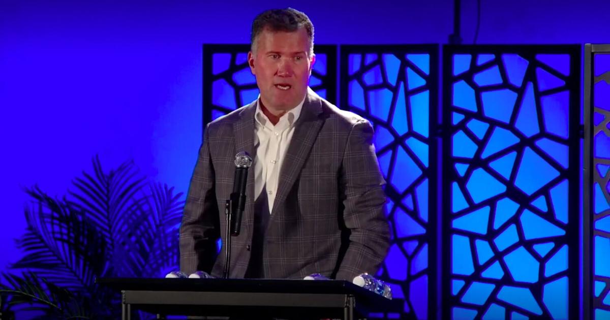 Adam Roche Wfd WaFd Leader Shares Lessons After Plane Crash, More at Event | News ...