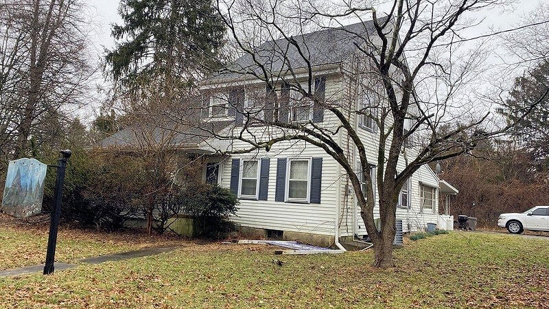 08012024_mount laurel house.jpg
