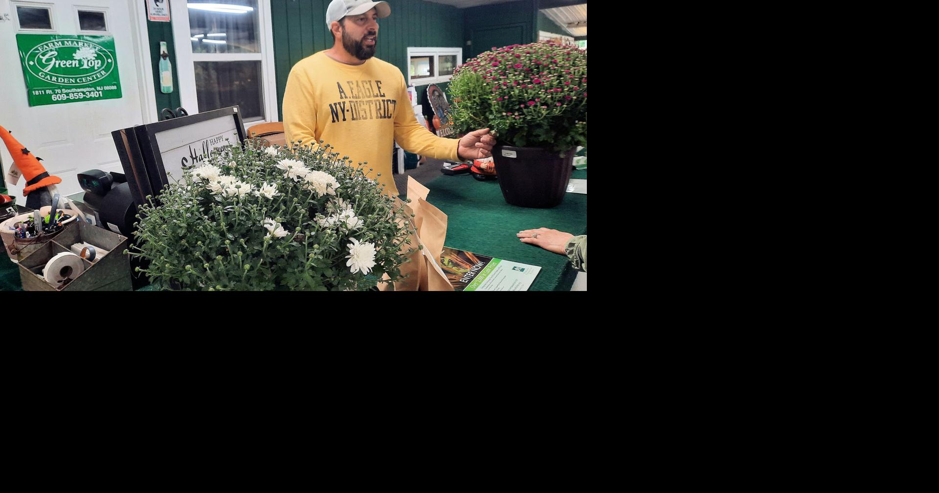 Since the 1930s, the Green Top Market has been a shopping attraction