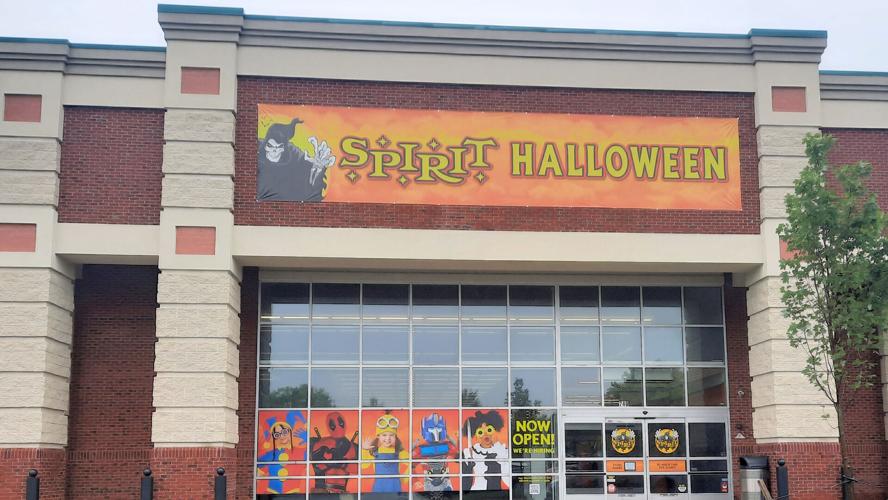 08192024-spirit-halloween-store.jpg