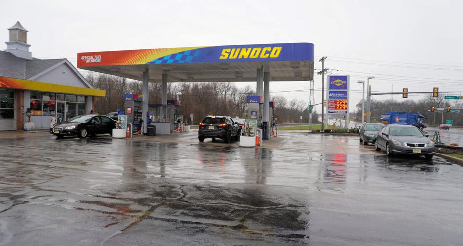 XXX SUNOCO STATION NAB02485.JPG