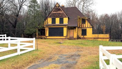 11262025_CH_ORIGINAL HOUSE HOLLY RAVINE IMG_2574.jpg