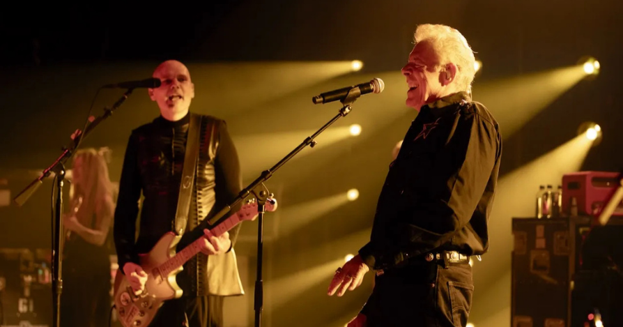 Greg Brady Join the Smashing Pumpkins Onstage | | 937theeagle.com